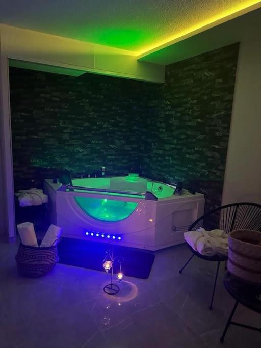 Ferienwohnung T3 5 Etoile Jacuzzi Toulouse Exterior foto